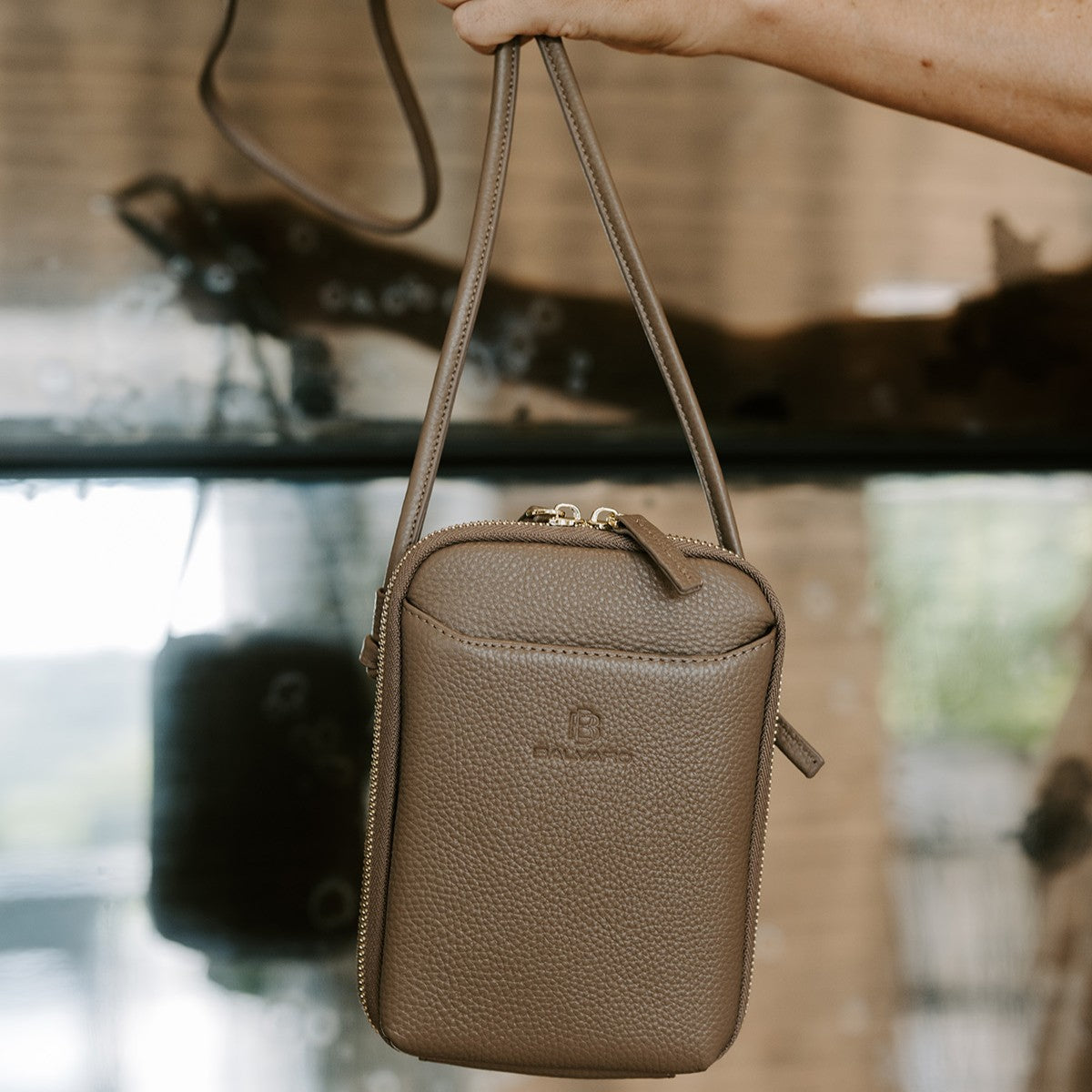 Balvaro Elite Leather Phone Pouch