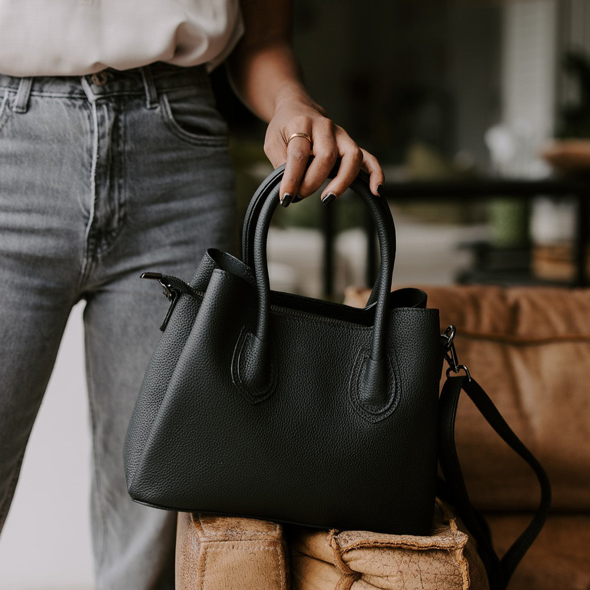 Balvaro Leather Bucket Tote
